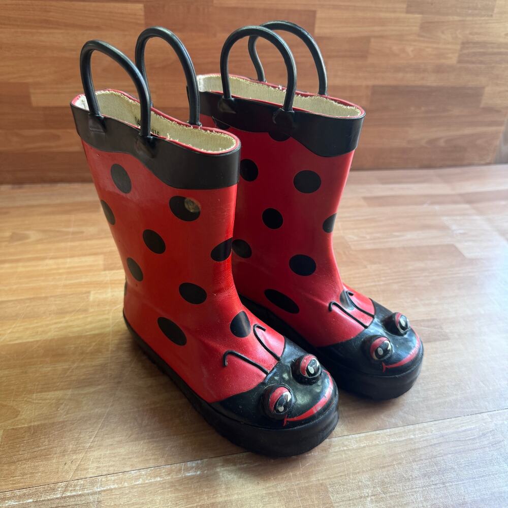 Western Chief Kids Ladybug rain boots feature 3D antenae size 9